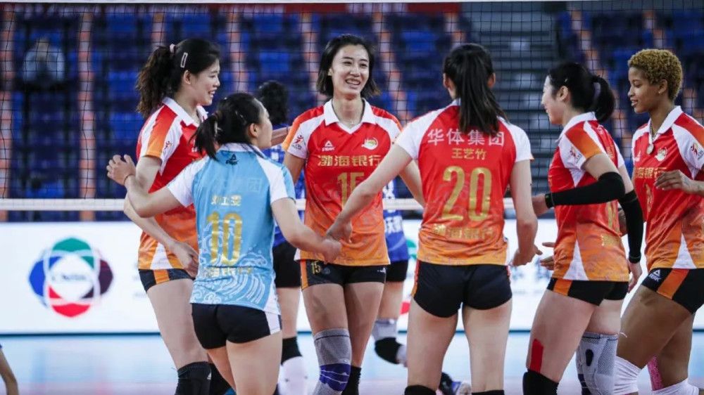 思惟保守的唐二婶（马琳 饰）已持续生了5个女儿，可是她还想再生一个儿子。唐二婶的行动不但令到本地专管计生的工作职员头疼不已，连丈夫唐二叔（刘钊 饰）亦不堪其烦，不克不及好好进行甘蔗实验田的尝试。年夜女儿招弟（李秀明 饰）为了帮忙父亲解困，同心专心一意干事业，语重心长的劝唐二婶转 变不雅念，并提本身愿平生都不出嫁，守在母亲跟前奉侍她。这可急坏了和招弟相恋了三年的情人，糖厂的司机田五宝（李连生 饰）。一双情人事实终究命运若何？